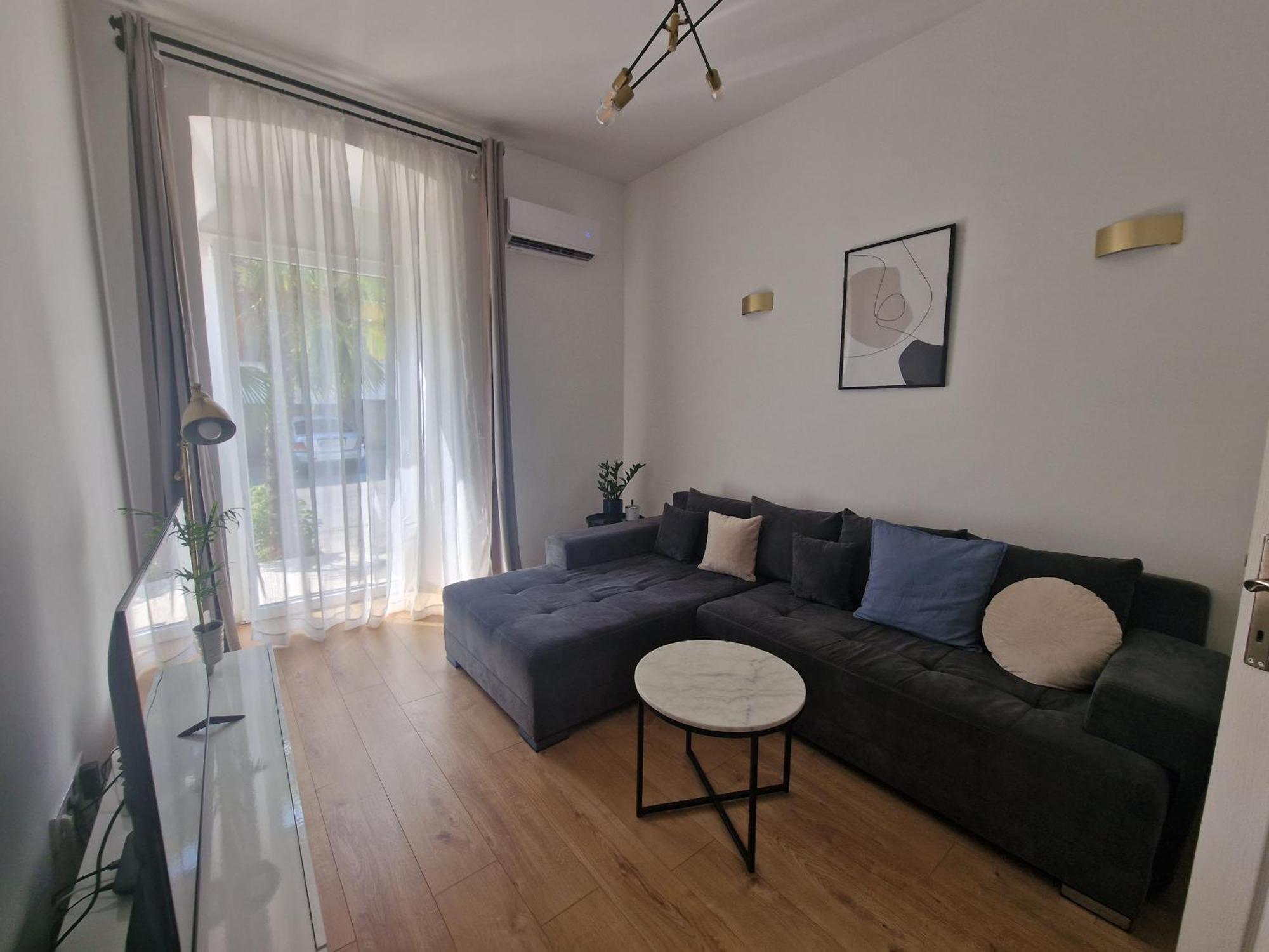 Eda Apartment *